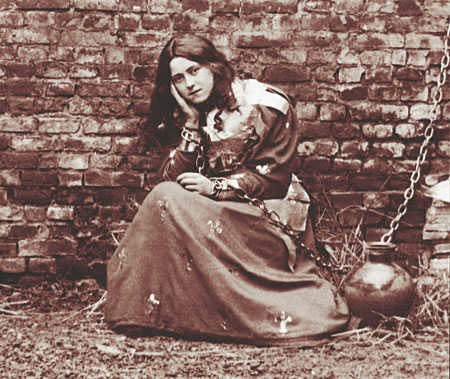 Sainte Thérèse dans le rôle de Jeanne en prison Sainte Thérèse dans le rôle de Jeanne en prison