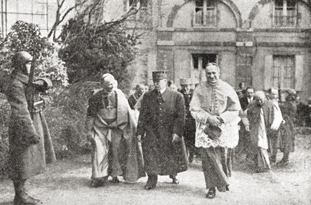 Marshal on a visit to Le Puy